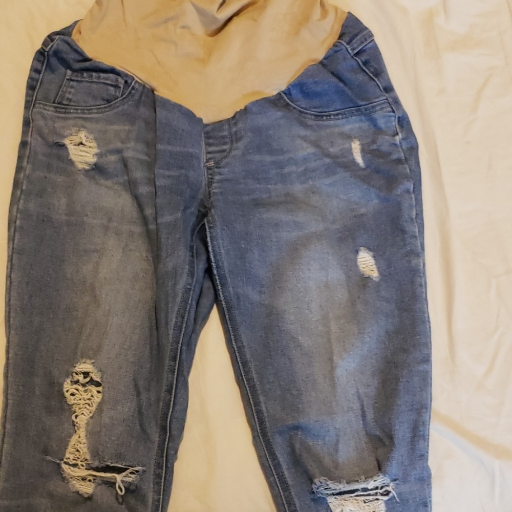 Jessica Simpson maternity Jeans